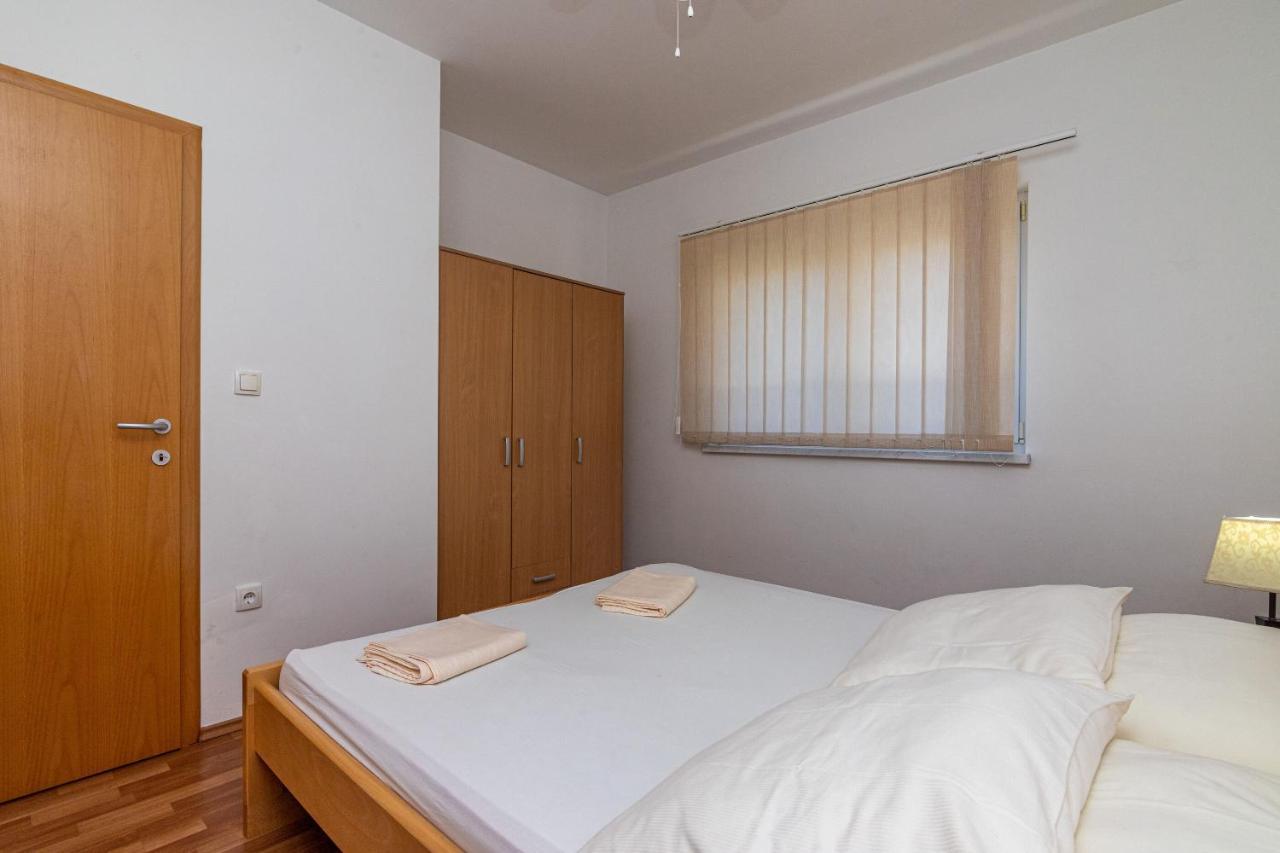 Apartments Janja Trogir Luaran gambar